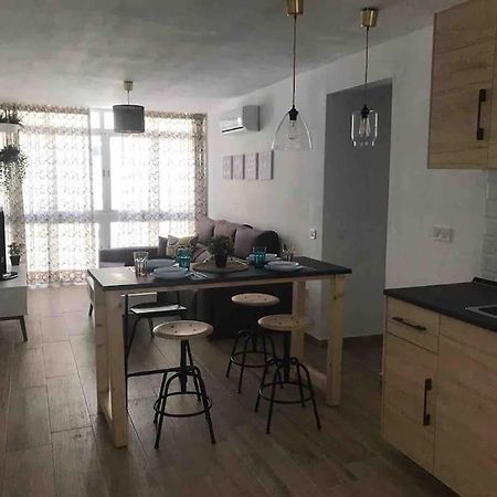 Ideal Apartamento En El Barrio De Las Delicias Málaga Exterior foto