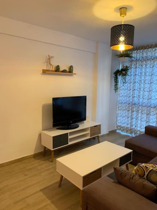 Ideal Apartamento En El Barrio De Las Delicias Málaga Exterior foto