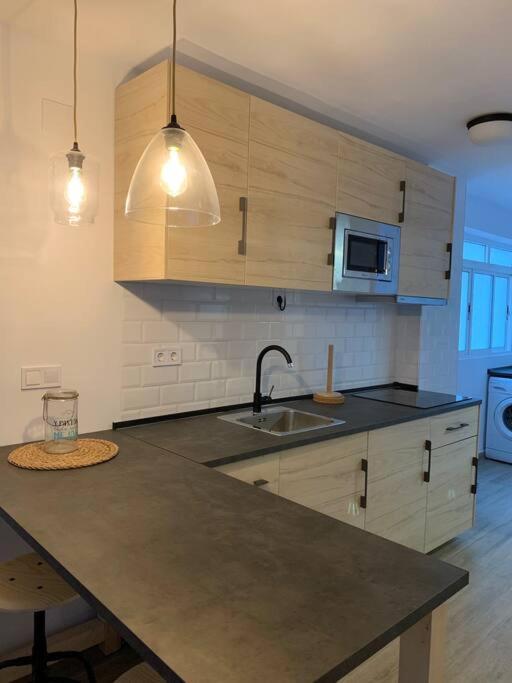 Ideal Apartamento En El Barrio De Las Delicias Málaga Exterior foto